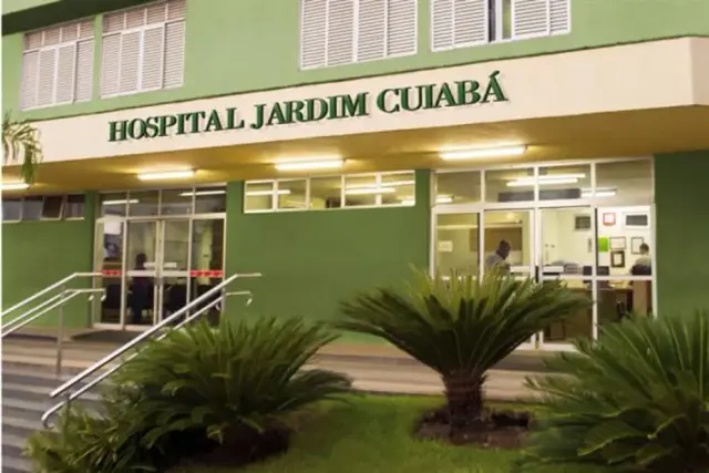Fachada do CHJC
